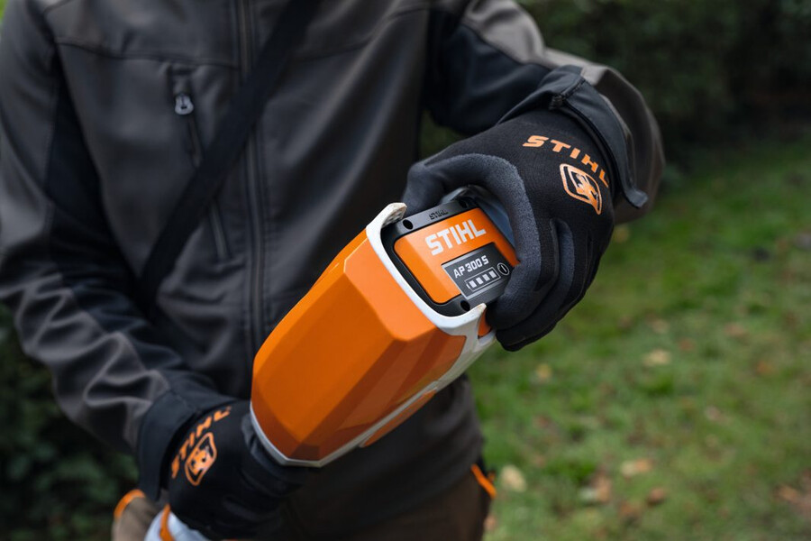 ap 300 s lithium-ion battery