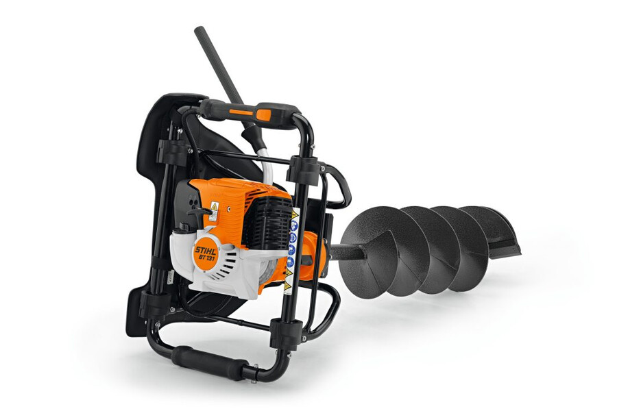 bt 131 gasoline earth auger