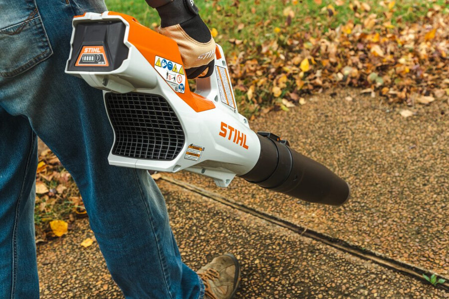 bga 60 battery powered blower
