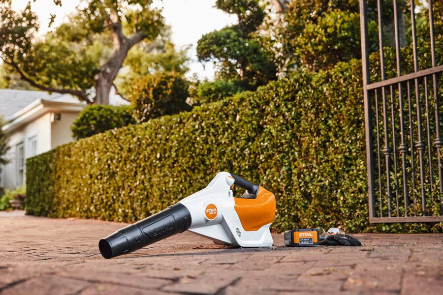 bga 160 battery powered blower