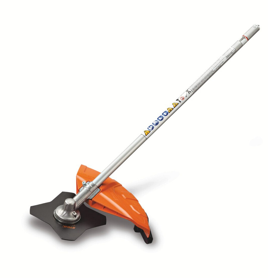 fs-km brushcutter with four-tooth grass blade