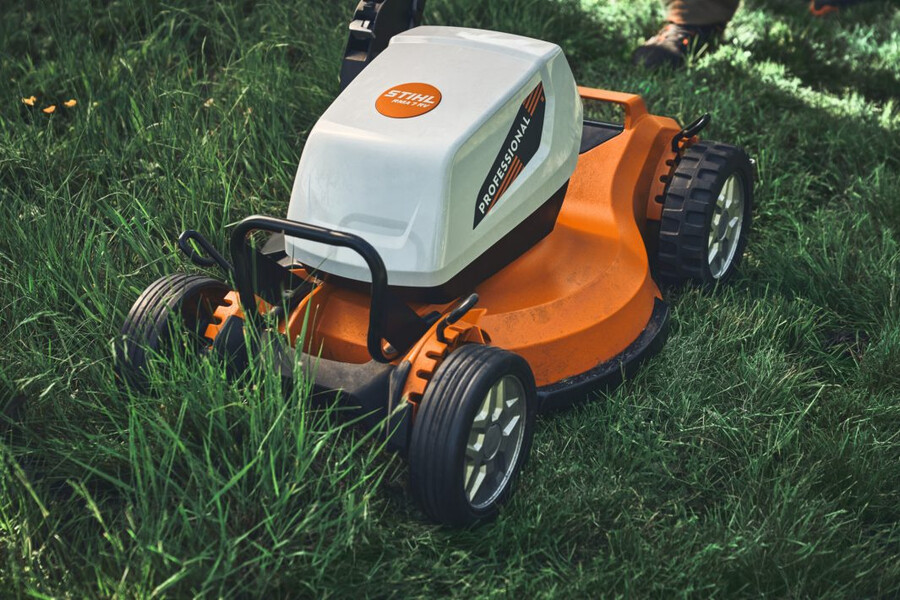 rma 7 battery mulching lawn mower