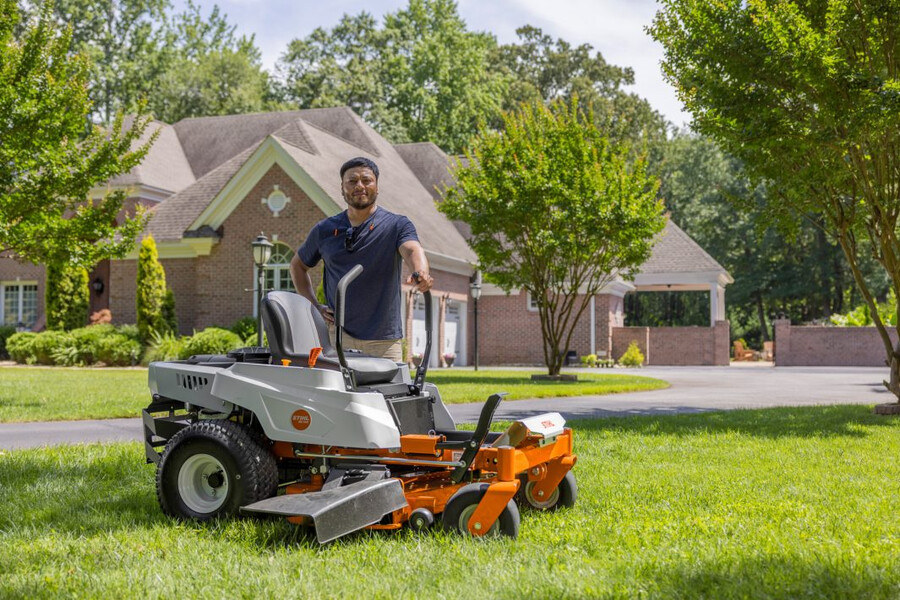 stihl rz 142 gasoline zero-turn mower